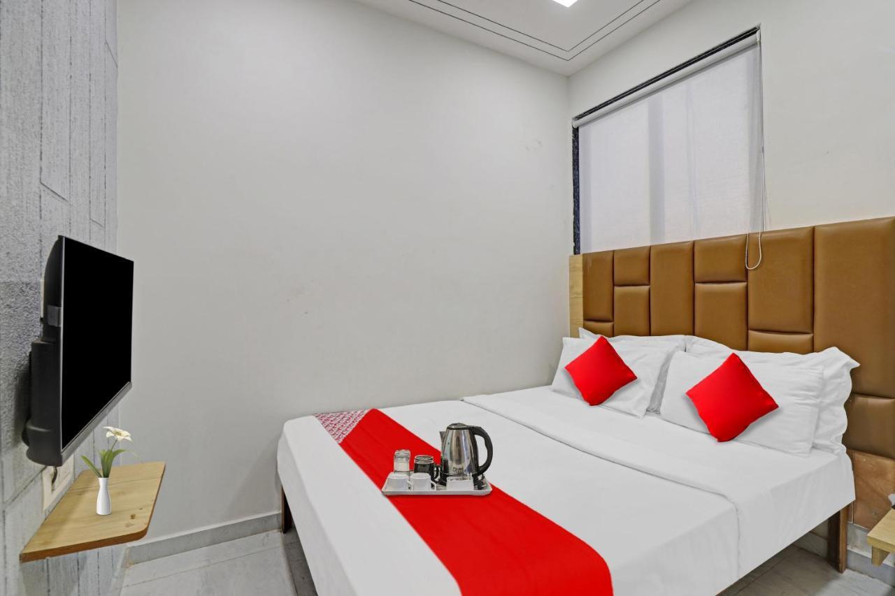 Hotel O Royal Orbit Surat Zewnętrze zdjęcie