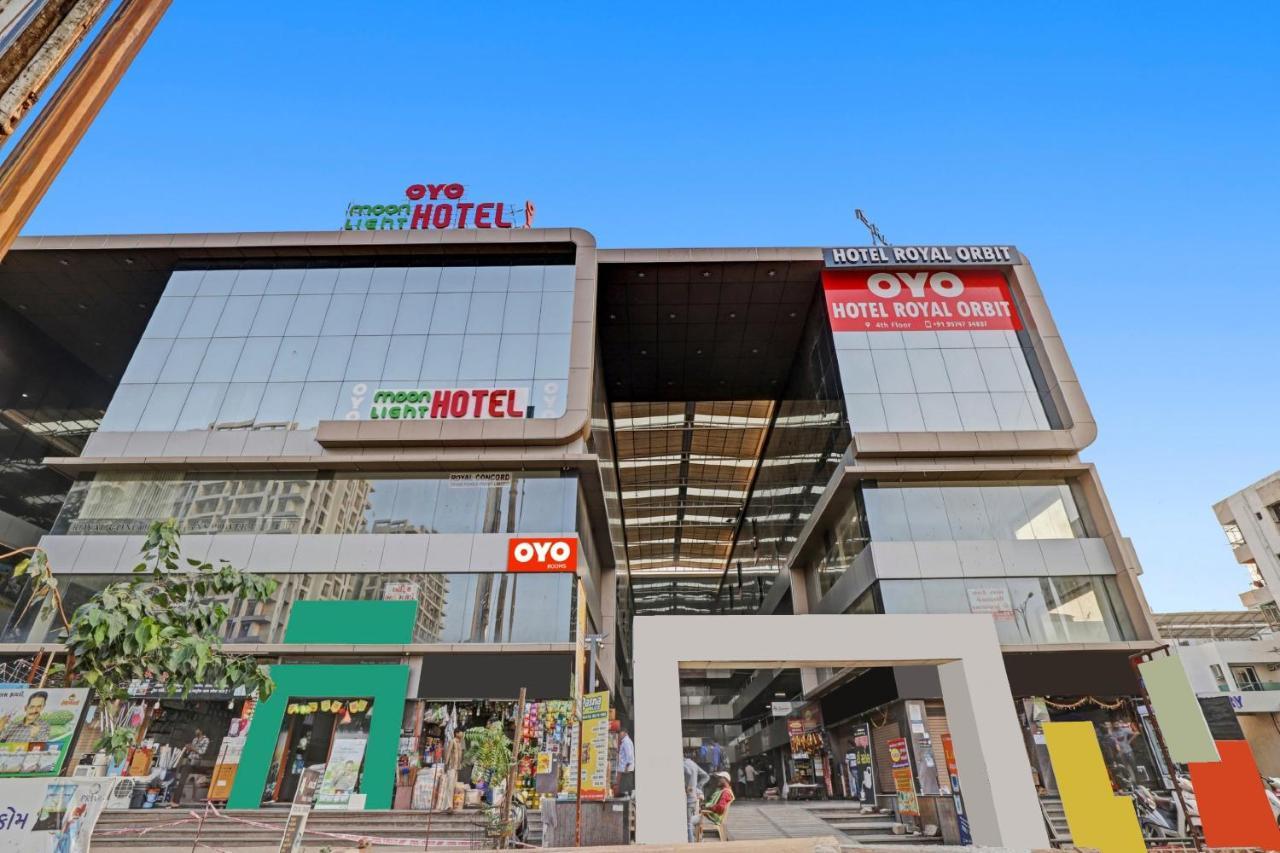 Hotel O Royal Orbit Surat Zewnętrze zdjęcie