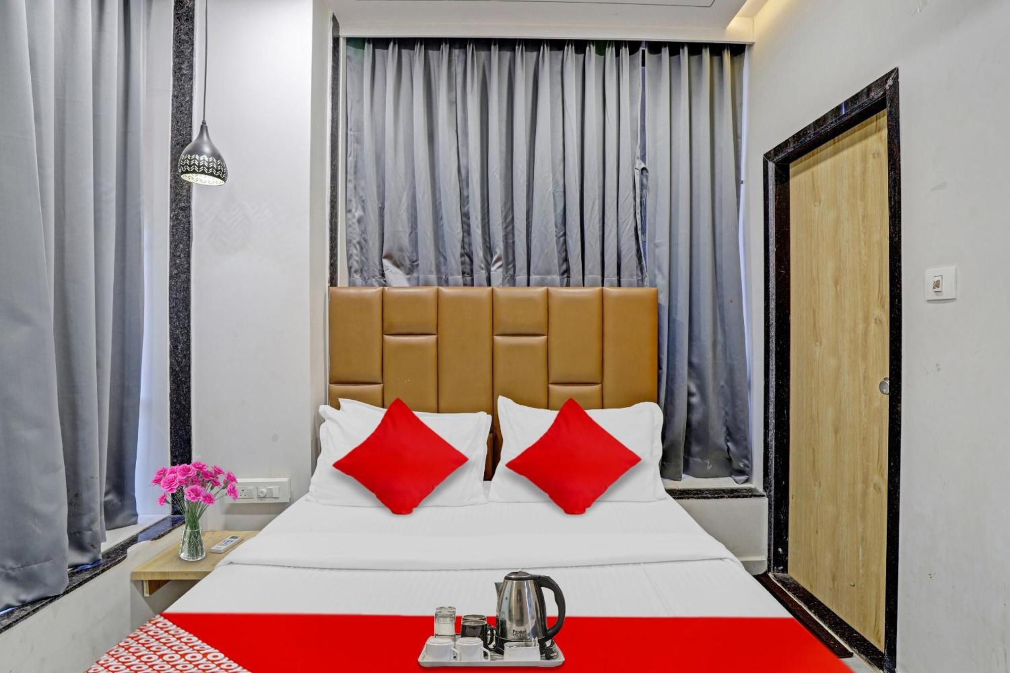 Hotel O Royal Orbit Surat Zewnętrze zdjęcie